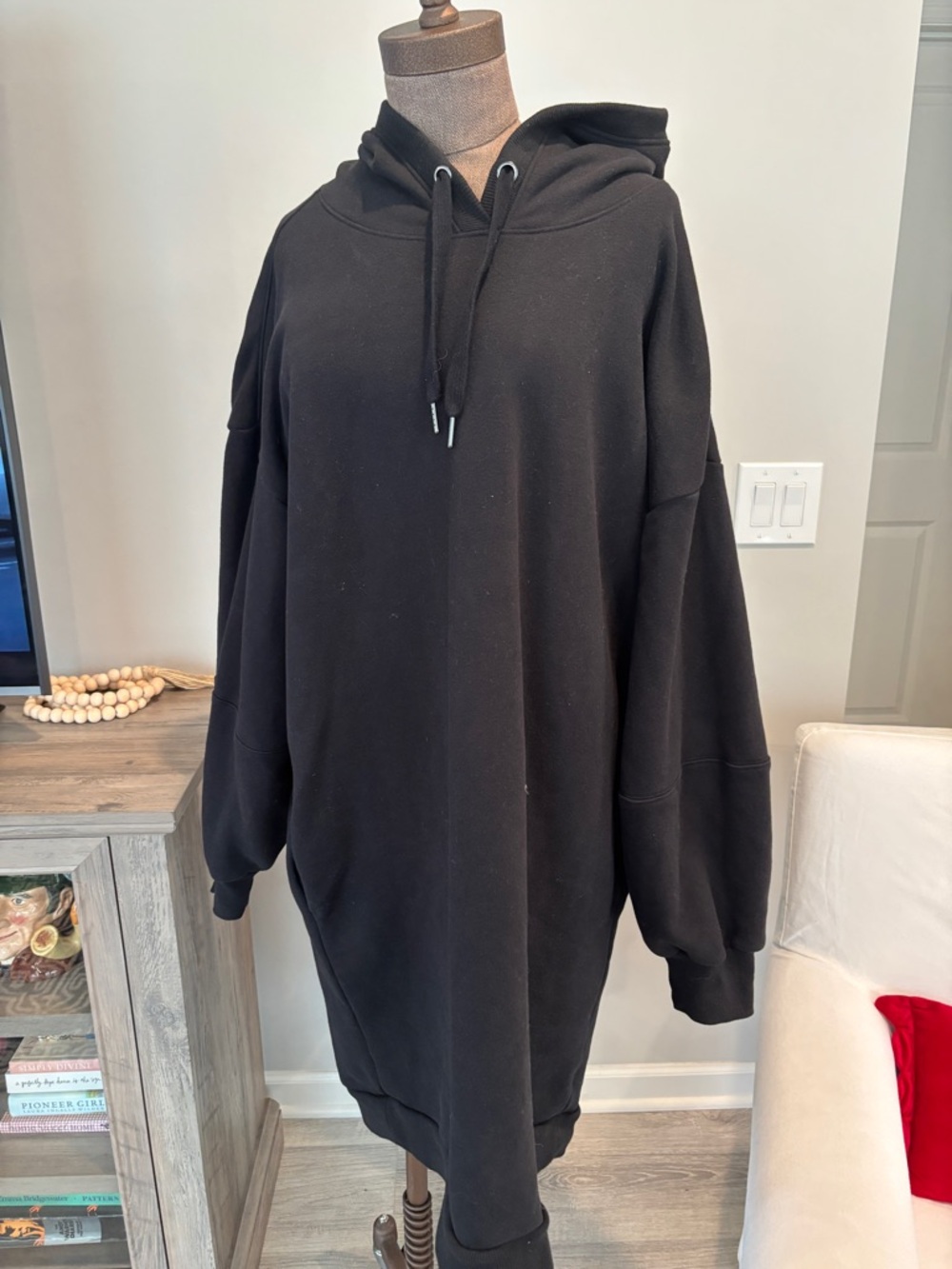 Zella Black Hooded Oversized Women's Sweatshirt 2X
